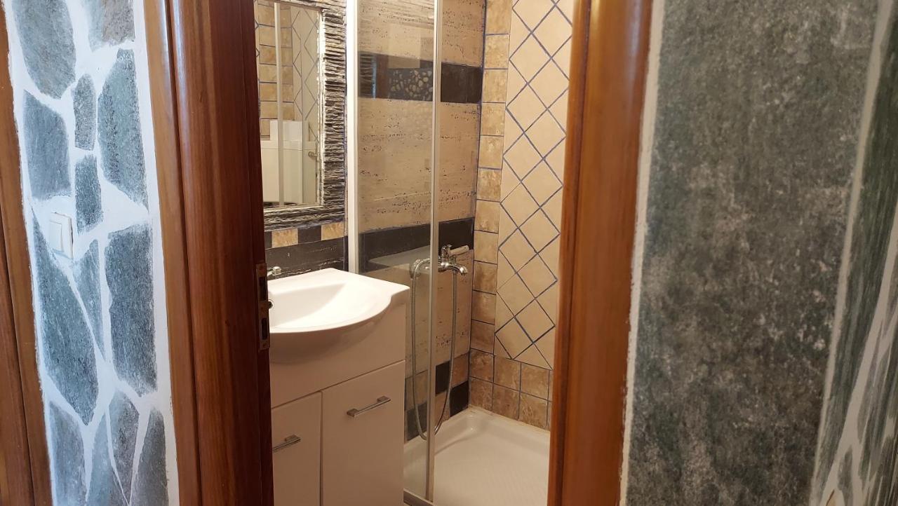 Shley House 1 Διαμέρισμα Αρτέμιδα Εξωτερικό φωτογραφία